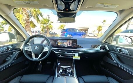 BMW X7, 2025 год, 15 353 035 рублей, 9 фотография