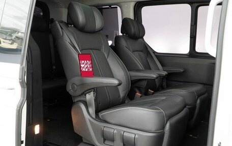 Hyundai Staria, 2022 год, 5 669 404 рублей, 8 фотография