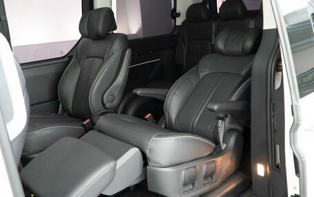 Hyundai Staria, 2022 год, 5 669 404 рублей, 24 фотография