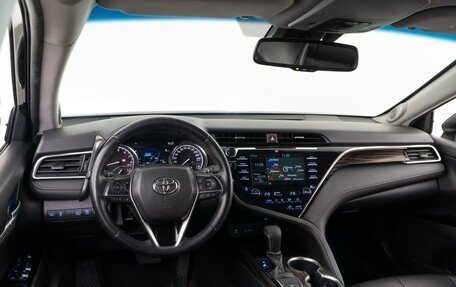 Toyota Camry, 2020 год, 3 334 444 рублей, 6 фотография