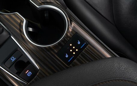 Toyota Camry, 2020 год, 3 334 444 рублей, 21 фотография
