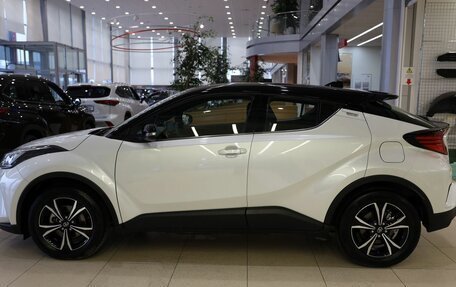 Toyota C-HR I рестайлинг, 2023 год, 3 700 000 рублей, 9 фотография