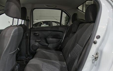 Renault Logan II, 2018 год, 1 050 000 рублей, 10 фотография