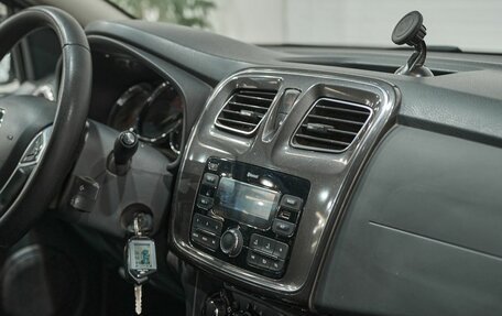 Renault Logan II, 2018 год, 1 050 000 рублей, 14 фотография