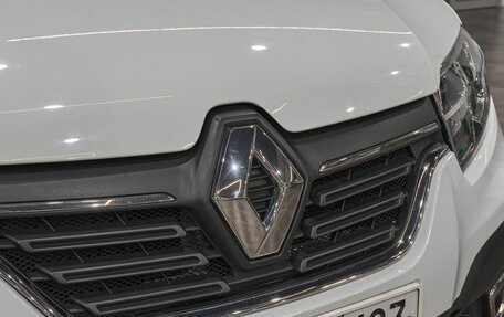 Renault Logan II, 2018 год, 1 050 000 рублей, 28 фотография