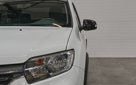 Renault Logan II, 2018 год, 1 050 000 рублей, 29 фотография