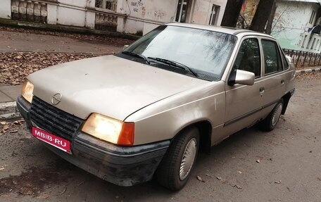 Opel Kadett E рестайлинг, 1987 год, 49 999 рублей, 4 фотография