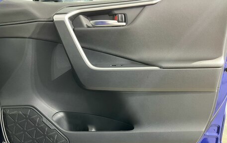 Toyota RAV4, 2021 год, 3 695 000 рублей, 19 фотография