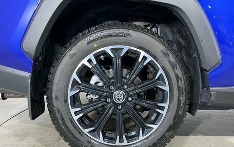 Toyota RAV4, 2021 год, 3 695 000 рублей, 23 фотография
