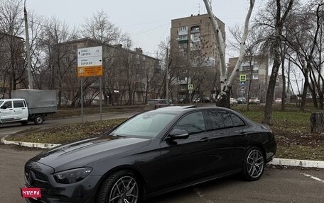 Mercedes-Benz E-Класс, 2020 год, 4 890 000 рублей, 5 фотография