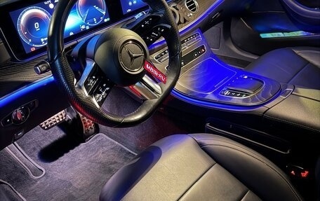 Mercedes-Benz E-Класс, 2020 год, 4 890 000 рублей, 22 фотография