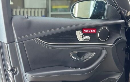 Mercedes-Benz E-Класс, 2020 год, 4 890 000 рублей, 24 фотография