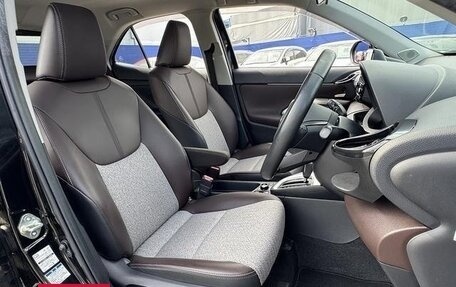 Toyota Yaris Cross, 2020 год, 1 394 555 рублей, 19 фотография