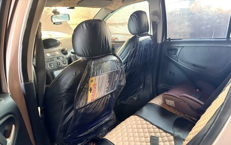 Toyota Vitz, 1999 год, 350 000 рублей, 8 фотография