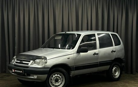 Chevrolet Niva I рестайлинг, 2004 год, 239 888 рублей, 1 фотография