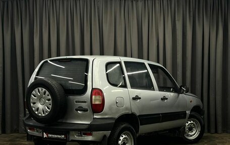 Chevrolet Niva I рестайлинг, 2004 год, 239 888 рублей, 4 фотография