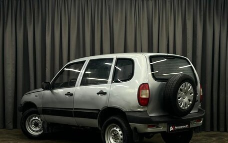 Chevrolet Niva I рестайлинг, 2004 год, 239 888 рублей, 3 фотография