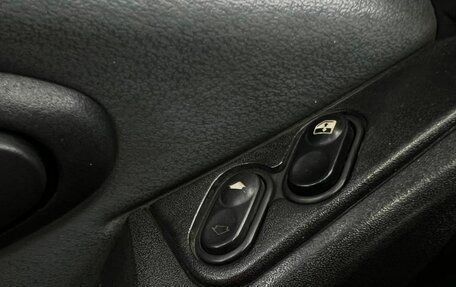 Chevrolet Niva I рестайлинг, 2004 год, 239 888 рублей, 14 фотография