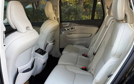 Volvo XC90 II рестайлинг, 2024 год, 5 930 000 рублей, 10 фотография