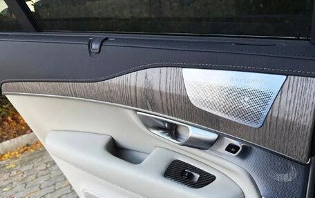 Volvo XC90 II рестайлинг, 2024 год, 5 930 000 рублей, 13 фотография