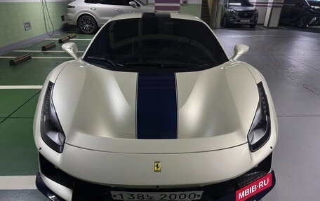 Ferrari 488, 2019 год, 41 929 000 рублей, 2 фотография