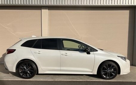 Toyota Corolla, 2022 год, 1 850 000 рублей, 5 фотография