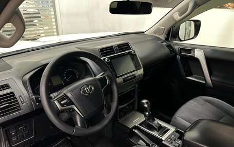 Toyota Land Cruiser Prado 150 рестайлинг 2, 2019 год, 4 500 000 рублей, 18 фотография