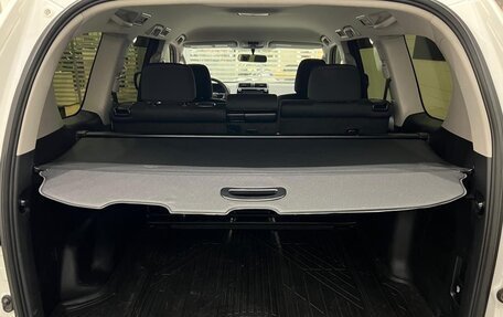 Toyota Land Cruiser Prado 150 рестайлинг 2, 2019 год, 4 500 000 рублей, 16 фотография