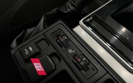 Toyota Land Cruiser Prado 150 рестайлинг 2, 2019 год, 4 500 000 рублей, 21 фотография