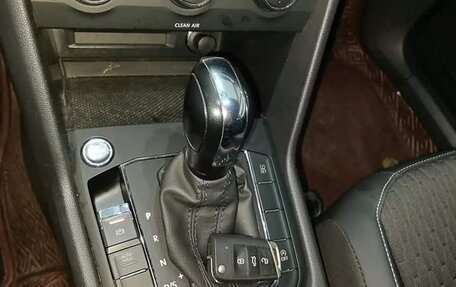 Volkswagen Tiguan II, 2021 год, 1 806 277 рублей, 9 фотография