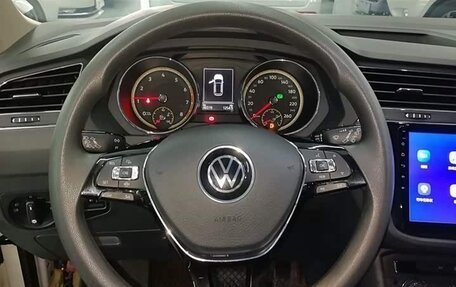 Volkswagen Tiguan II, 2021 год, 1 806 277 рублей, 8 фотография