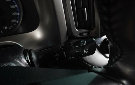 Toyota RAV4, 2019 год, 2 249 000 рублей, 14 фотография