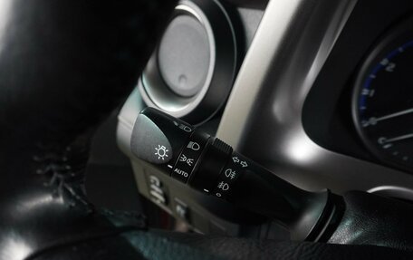 Toyota RAV4, 2019 год, 2 249 000 рублей, 13 фотография