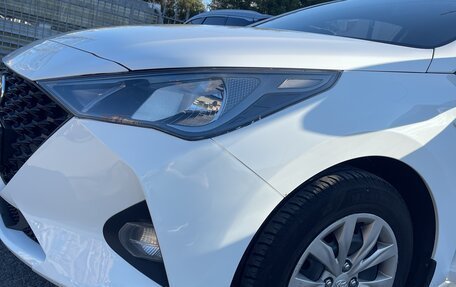 Hyundai Solaris II рестайлинг, 2020 год, 1 300 000 рублей, 6 фотография