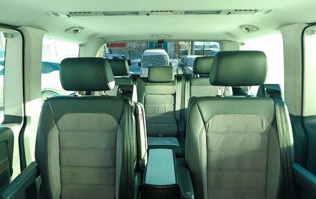 Volkswagen Multivan T6 рестайлинг, 2021 год, 6 385 000 рублей, 4 фотография