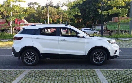 Ford Territory, 2022 год, 1 580 000 рублей, 4 фотография