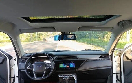 Ford Territory, 2022 год, 1 580 000 рублей, 9 фотография