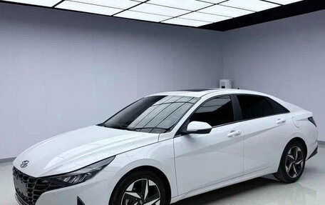 Hyundai Elantra, 2021 год, 1 200 000 рублей, 1 фотография