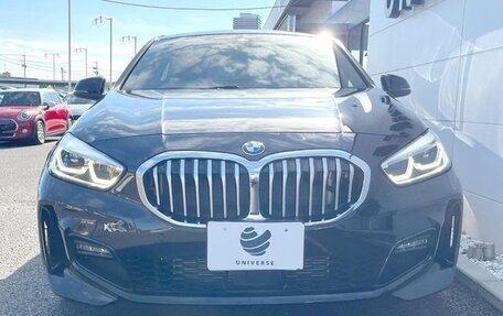 BMW 1 серия, 2021 год, 1 900 000 рублей, 7 фотография