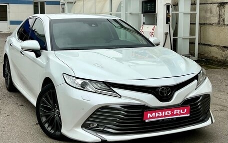 Toyota Camry, 2018 год, 2 900 000 рублей, 1 фотография