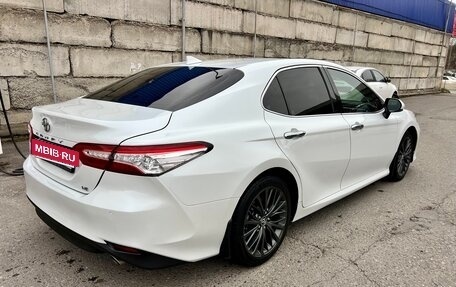 Toyota Camry, 2018 год, 2 900 000 рублей, 4 фотография