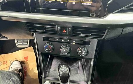 Volkswagen Passat B8 рестайлинг, 2021 год, 2 200 000 рублей, 10 фотография