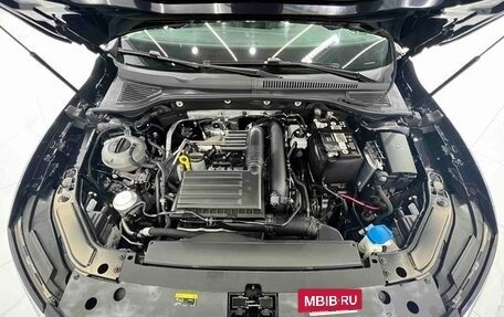 Volkswagen Passat B8 рестайлинг, 2021 год, 2 200 000 рублей, 15 фотография