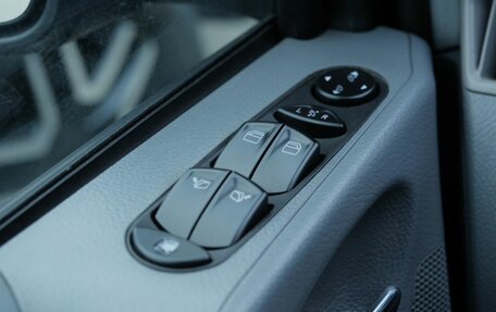 Mercedes-Benz Viano, 2010 год, 1 680 000 рублей, 11 фотография