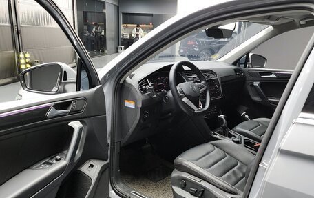 Volkswagen Tiguan II, 2021 год, 3 166 000 рублей, 10 фотография