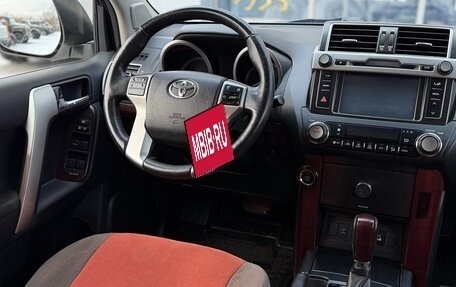 Toyota Land Cruiser Prado 150 рестайлинг 2, 2016 год, 3 620 000 рублей, 14 фотография