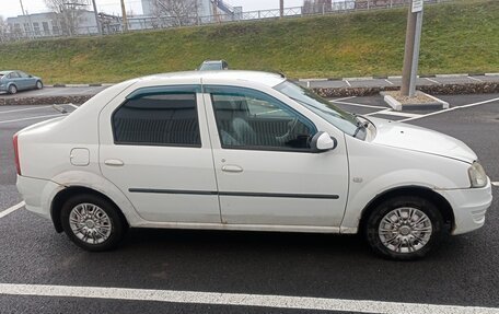 Renault Logan I, 2013 год, 260 000 рублей, 3 фотография