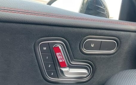 Mercedes-Benz CLA, 2021 год, 1 620 000 рублей, 30 фотография