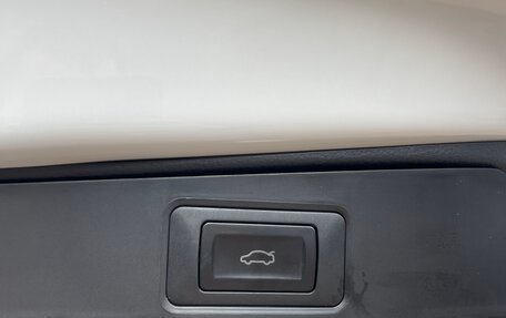 Toyota RAV4, 2025 год, 4 100 000 рублей, 9 фотография