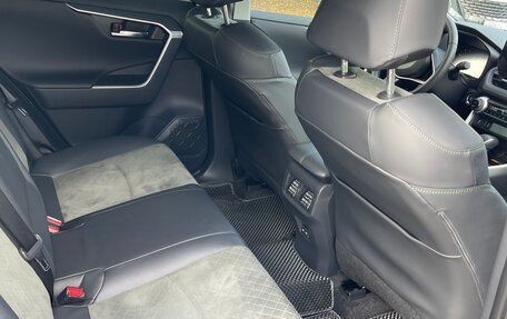 Toyota RAV4, 2025 год, 4 100 000 рублей, 12 фотография